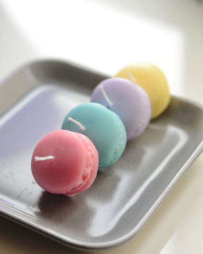 Macaron Candle