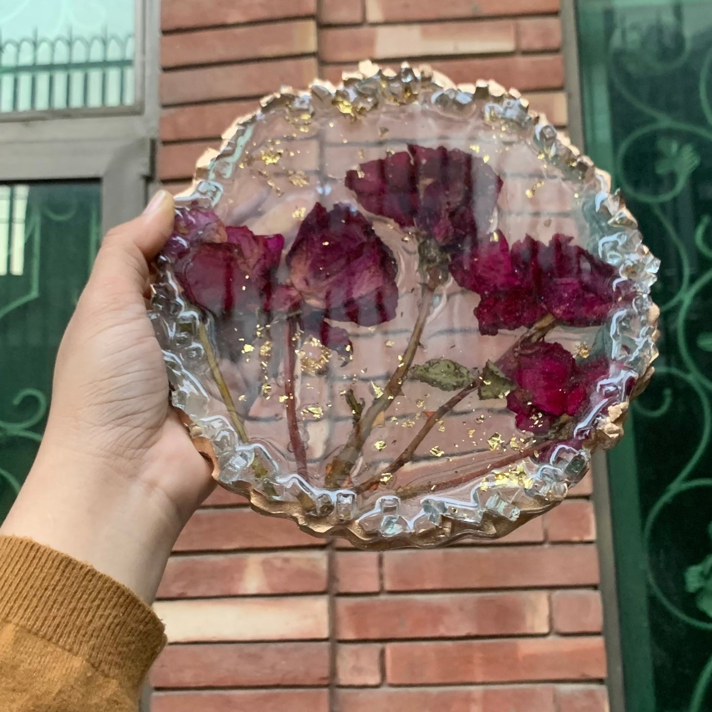 Preserve your Roses in Frame