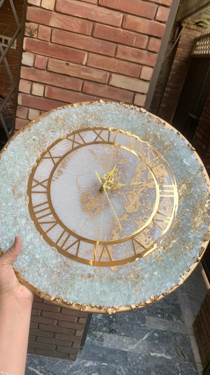 Luxurious Resin Geode Clock